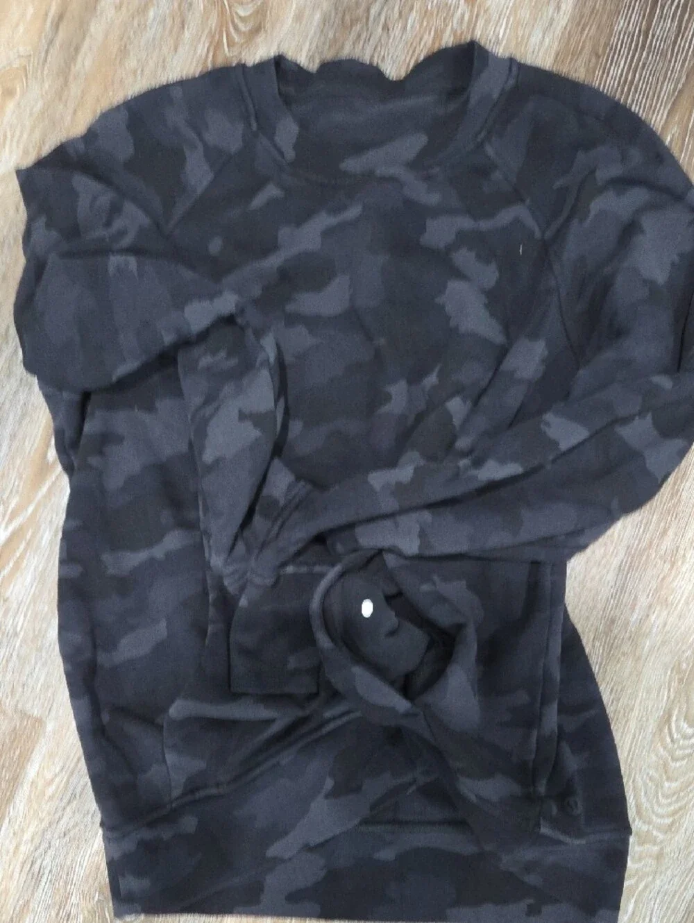 Lululemon Black Camo Pullover Sweatshirt Size 12